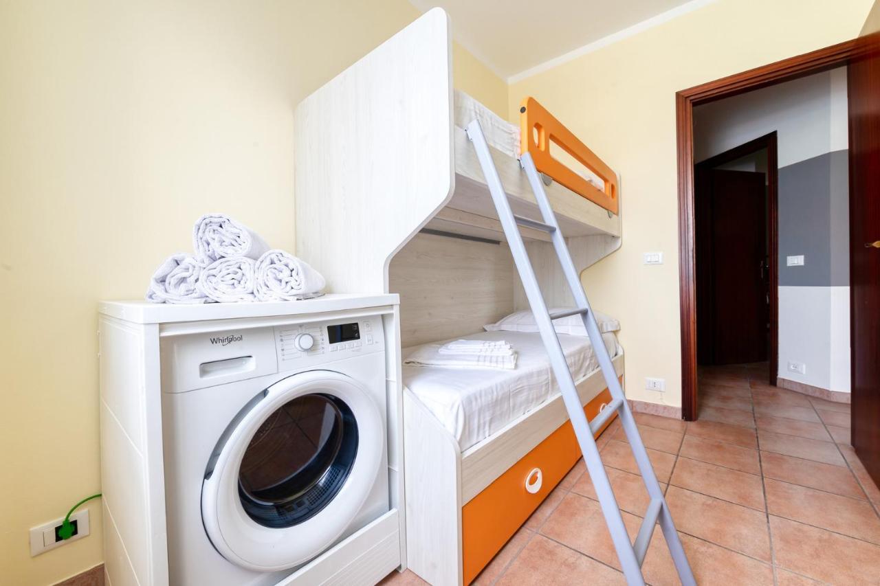 Wolf House - Peschiera Holiday - Jacuzzi Privata 페스키에라델가르다 외부 사진